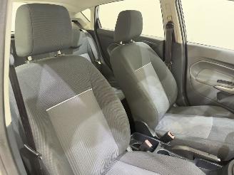 Ford Fiesta 5-Drs 1.25 Limites Airco picture 17