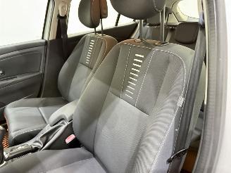 Renault Mégane HB 1.5 dCi FAP Dynamique picture 30