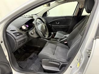 Renault Mégane HB 1.5 dCi FAP Dynamique picture 29