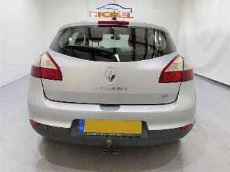 Renault Mégane HB 1.5 dCi FAP Dynamique picture 6