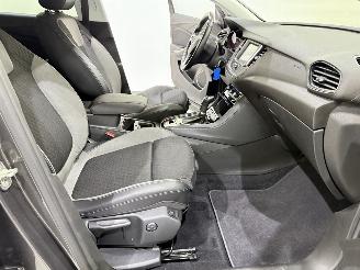 Opel Grandland X 1.2T Business Exe Automaat picture 7
