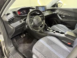 Peugeot 2008 1.2 PureTech Allure Automaat picture 7
