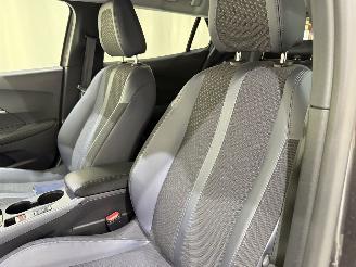 Peugeot 2008 1.2 PureTech Allure Automaat picture 38