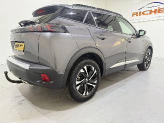Peugeot 2008 1.2 PureTech Allure Automaat picture 6