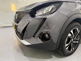 Peugeot 2008 1.2 PureTech Allure Automaat picture 10