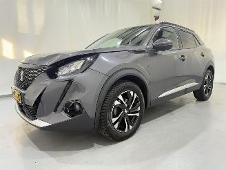 Peugeot 2008 1.2 PureTech Allure Automaat picture 3