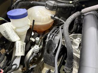 Peugeot 2008 1.2 PureTech Allure Automaat picture 14