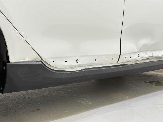 Peugeot 2008 1.2 PureTech 82 Allure Clima picture 14