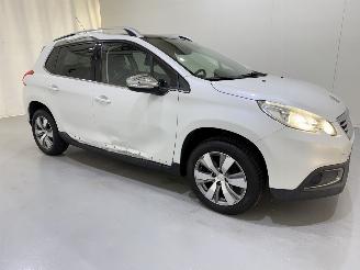 Peugeot 2008 1.2 PureTech 82 Allure Clima picture 15