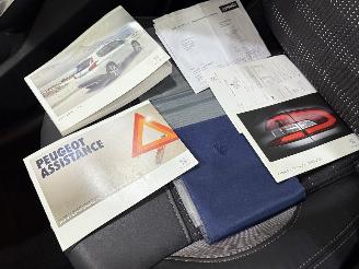 Peugeot 2008 1.2 PureTech 82 Allure Clima picture 41