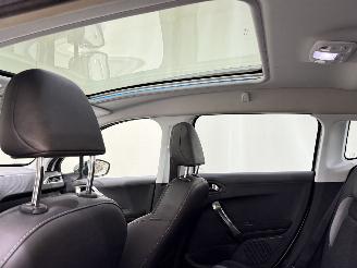 Peugeot 2008 1.2 PureTech 82 Allure Clima picture 32