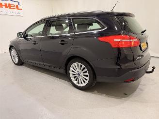 Ford Focus Wagon 1.0 Titanium Edition picture 4