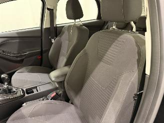 Ford Focus Wagon 1.0 Titanium Edition picture 34