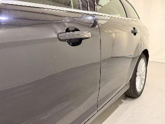 Ford Focus Wagon 1.0 Titanium Edition picture 17