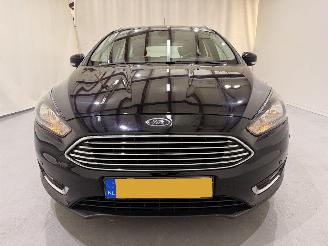 Ford Focus Wagon 1.0 Titanium Edition picture 2