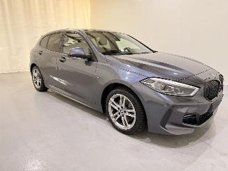 BMW 1-serie 118i M Sport Edition Pano picture 40