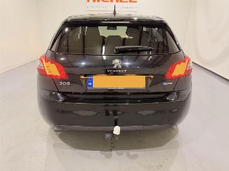 Peugeot 308 HB 1.2 Blue Lease Exe. Pano picture 5