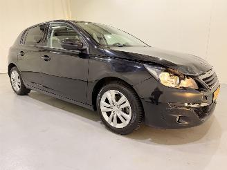 škoda osobní automobily Peugeot 308 HB 1.2 Blue Lease Exe. Pano 2016/9