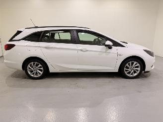 Opel Astra SPORTS TOURER 1.2 Edition Clima/Navi picture 27