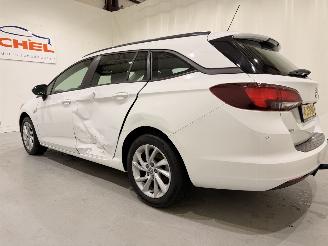 Opel Astra SPORTS TOURER 1.2 Edition Clima/Navi picture 4