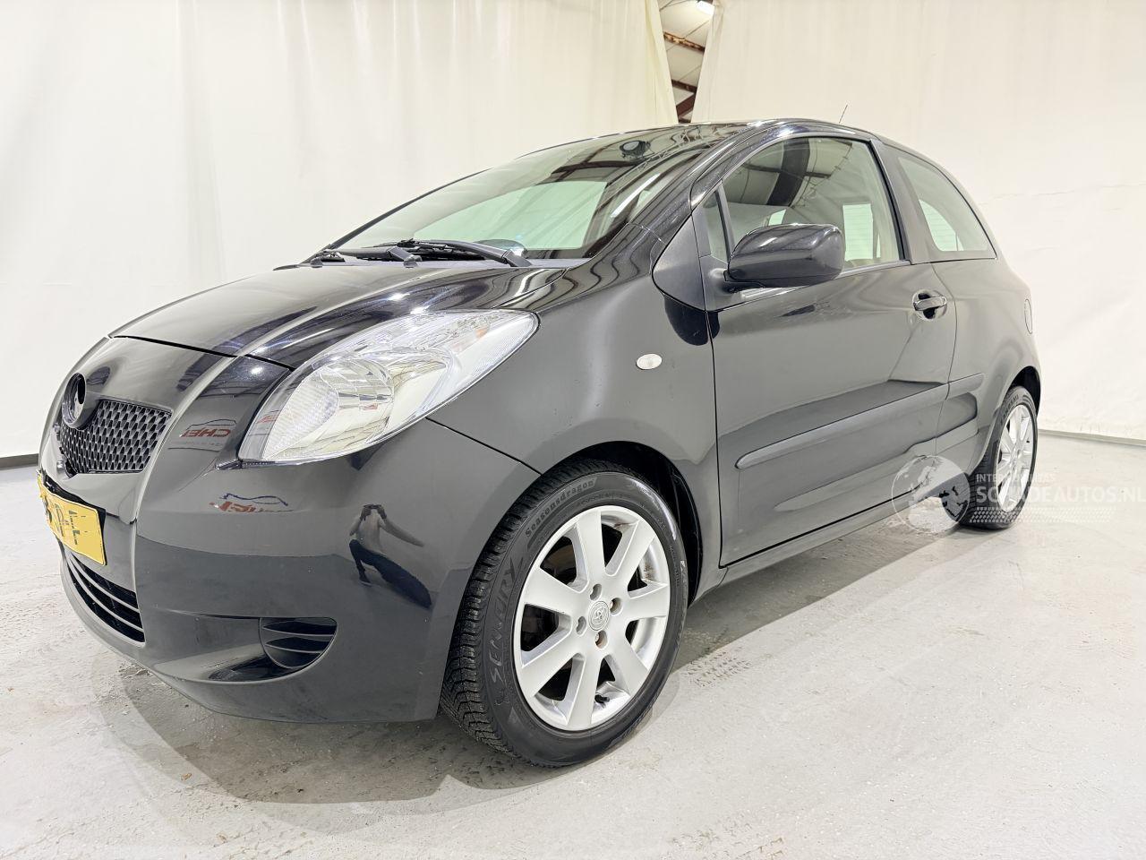 Toyota Yaris 1.3 VVT-i Sol Airco