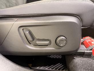 Volvo XC40 T2 Plus Dark Aut8 picture 46