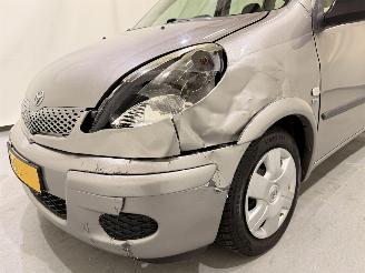 Toyota Yaris-verso 1.5 VVT-i Terra picture 12