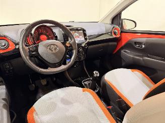 Toyota Aygo HB 1.0 VVT-i x-cite Navi/Airco picture 7