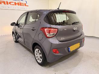 Hyundai I-10 HB 1.0i Blue Go! Navi/Clima picture 26