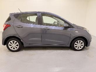 Hyundai I-10 HB 1.0i Blue Go! Navi/Clima picture 11