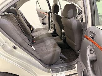 Toyota Avensis 1.8 VVT-i Linea Sol Clima NAP picture 35