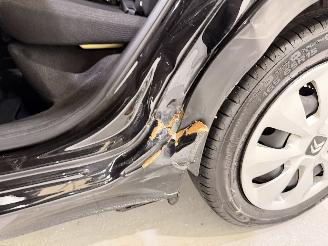 Citroën C1 HB 1.0 VTi 72 Millenium Airco picture 22