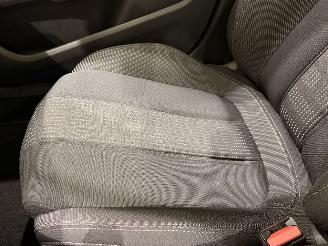 Peugeot 308 SW 1.6 Blue HDI 120 Executive picture 37