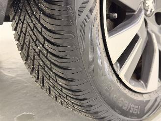 Peugeot 2008 1.2 GT-Line Automaat Navi/Clima picture 28