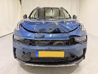 Lynk & Co 01 1.5 Plug-in Hybrid Pano/Apple picture 2
