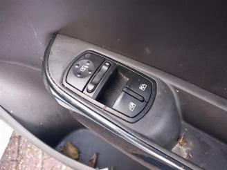 Opel Corsa-E Corsa E, Hatchback, 2014 1.6 OPC Turbo 16V picture 22