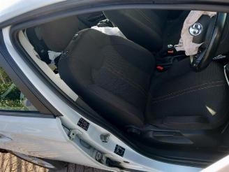 Opel Corsa-E Corsa E, Hatchback, 2014 1.4 16V picture 14