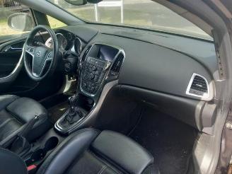 Opel Astra Astra J Sports Tourer (PD8/PE8/PF8), Combi, 2010 / 2015 1.7 CDTi 16V picture 10