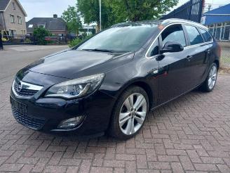 Opel Astra Astra J Sports Tourer (PD8/PE8/PF8), Combi, 2010 / 2015 1.6 16V picture 3