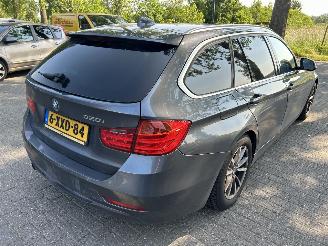 BMW 3-serie 320i  Touring High Executive  Automaat picture 5