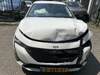 Peugeot 308 SW 1.2 PureTech Active Pack Business picture 2