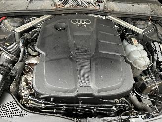 Audi A4 Avant  35 TDI Automaat picture 17