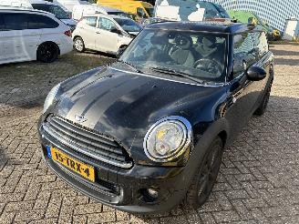 Damaged car Mini Clubman 1.6 One Business Line 2012/3