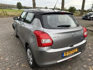Suzuki Swift 1.2 Comfort Smart Hybrid picture 7
