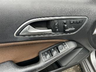 Mercedes A-klasse 45 AMG Turbo  4 matic   ( schadevrij ) picture 10