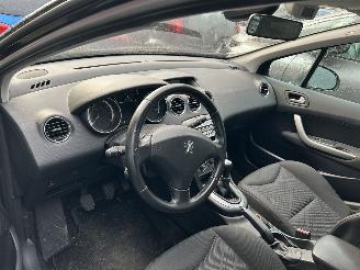 Peugeot 308 SW 1.6 VTI  X-Line picture 5