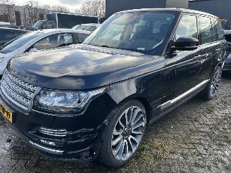 škoda osobní automobily Land Rover Range Rover 3.0 TDV6  Autobiography  Automaat  Pano-Leer Bomvolle auto 2014/4