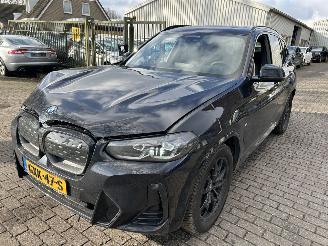 krockskadad bil auto BMW iX3 High Executive Edition  3355 Km  ( nw prijs 78000,00 )  Leer- Panoramadak 2024/12