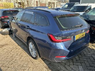 BMW 3-serie 320e  Hybrid Automaat Stationcar picture 9