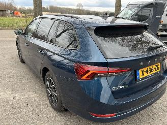 Skoda Octavia Combi  1.0 TSI Business Edition picture 10